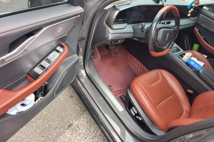 Used Lincoln Z 2022 iXiang Luxury Edition Driver Seat