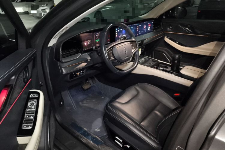 Used Lincoln Z 2022 iCool Luxury Edition Driver Seat