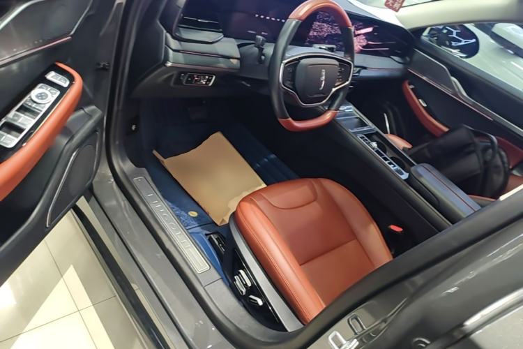Used Lincoln Z 2022 iXiang Luxury Edition Driver Seat