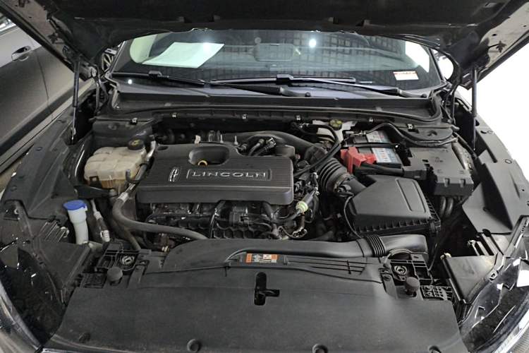 Used Lincoln Z 2022 Facelift iEnjoy Luxury Edition Engine Bay