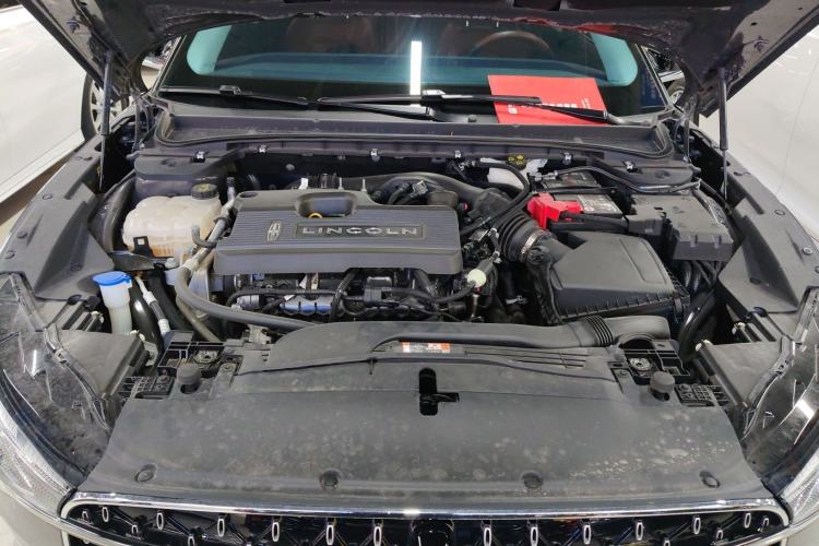 Used Lincoln Z 2022 iXiang Deluxe Edition Engine Bay