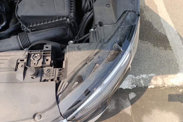 Used Lincoln Z 2022 iXiang Luxury Edition Engine Bay Left