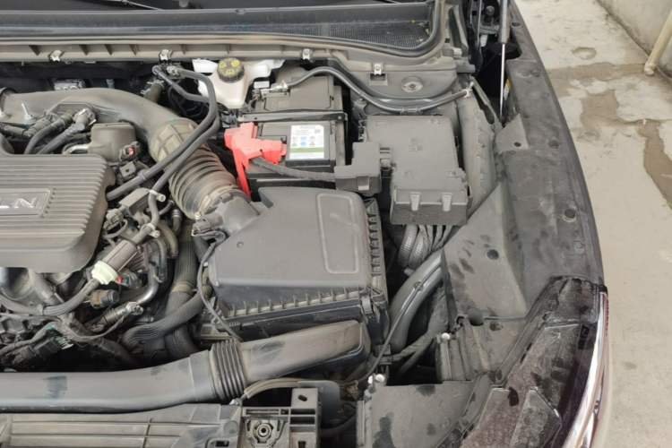 Used Lincoln Z 2022 iXiang Luxury Edition Engine Bay Left