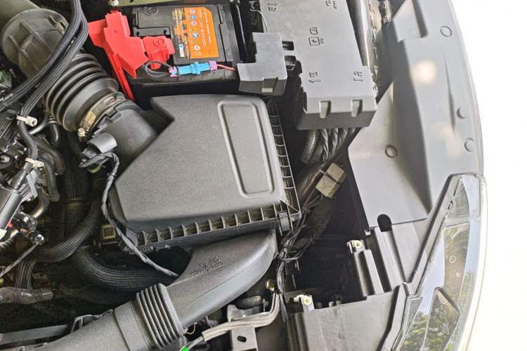 Used Lincoln Z 2022 Facelift iEnjoy Deluxe Edition Engine Bay Left