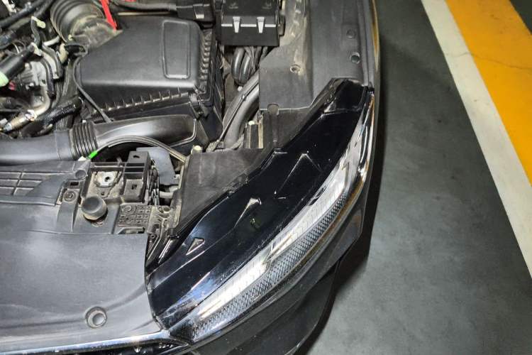 Used Lincoln Z 2022 iXiang Zunyi Edition Engine Bay Left