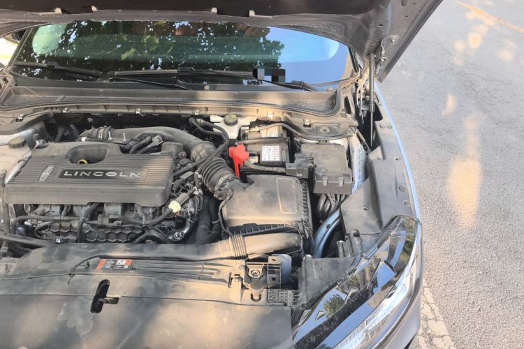 Used Lincoln Z 2022 iXiang Luxury Edition Engine Bay Left