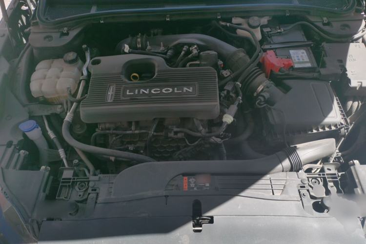 Used Lincoln Z 2022 iXiang Luxury Edition Engine Bay