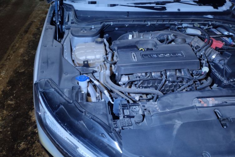 Used Lincoln Z 2022 iXiang Deluxe Edition Engine Bay Right