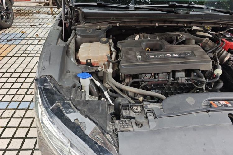 Used Lincoln Z 2022 iCool Prestige Edition Engine Bay Right