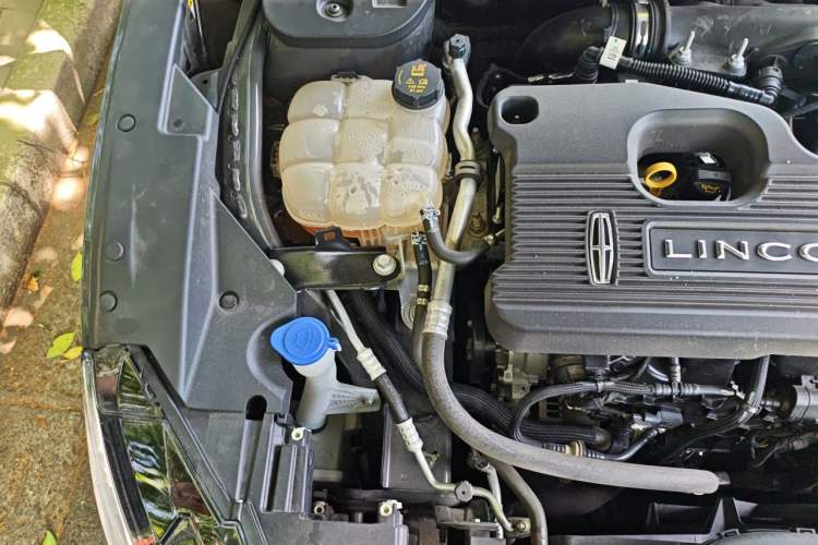 Used Lincoln Z 2022 Facelift iEnjoy Deluxe Edition Engine Bay Right