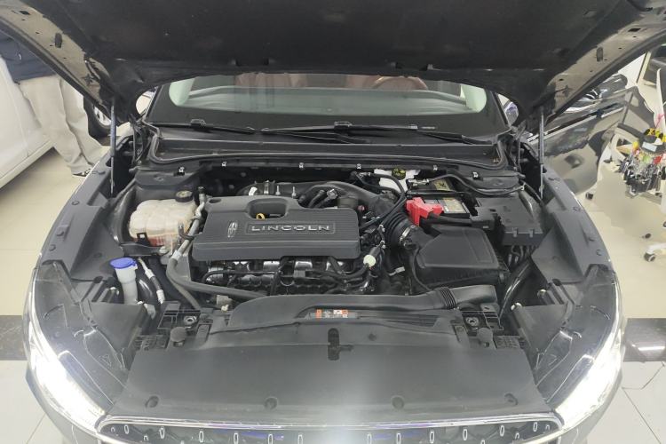 Used Lincoln Z 2022 Facelift iEnjoy Deluxe Edition Engine Bay