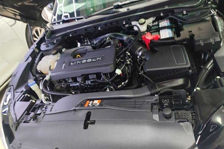 Used Lincoln Z 2022 iXiang Luxury Edition Engine Bay