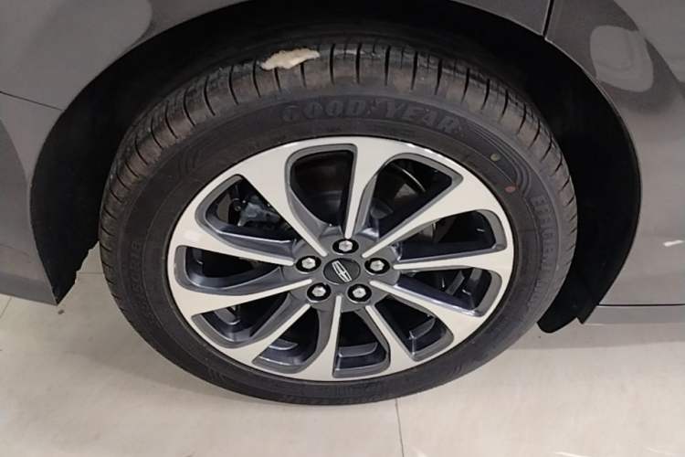 Used Lincoln Z 2022 iXiang Luxury Edition Exterior 2