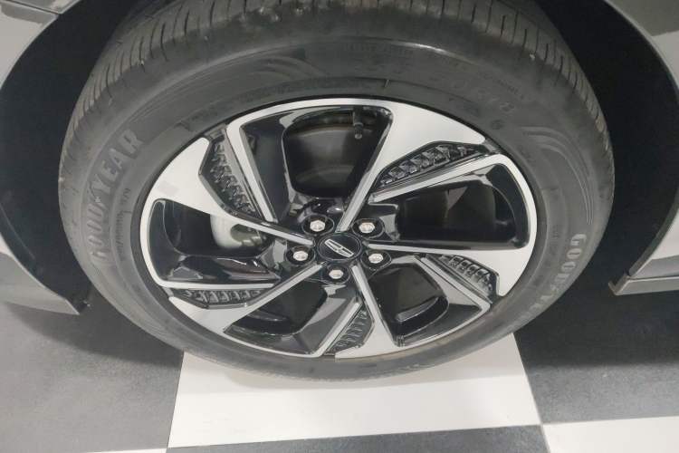 Used Lincoln Z 2022 iKoo Deluxe Edition Exterior 7