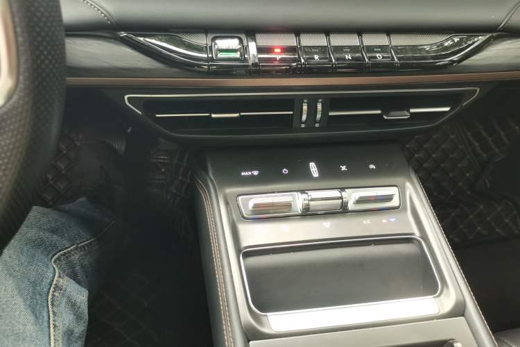 Used Lincoln Z 2022 iXiang Luxury Edition Gear Lever