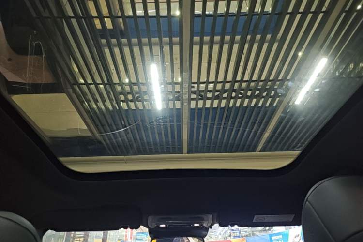 Used Lincoln Z 2022 iKoo Luxury Edition Headliner