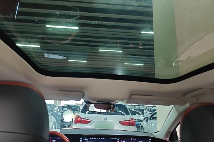 Used Lincoln Z 2022 iXiang Luxury Edition Headliner