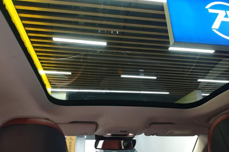 Used Lincoln Z 2022 iXiang Luxury Edition Headliner