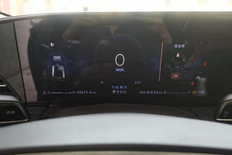 Used Lincoln Z 2022 iXiang Luxury Edition Instrument Cluster
