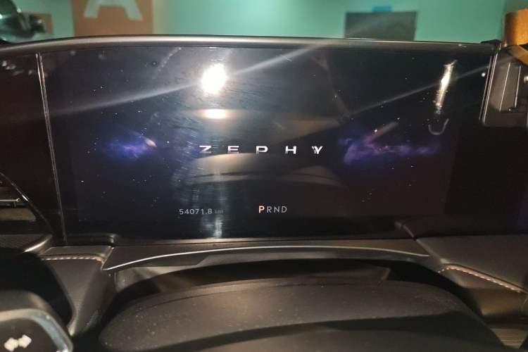 Used Lincoln Z 2022 iXiang Luxury Edition Instrument Cluster