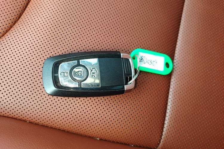 Used Lincoln Z 2022 Facelift iEnjoy Deluxe Edition Interior 1