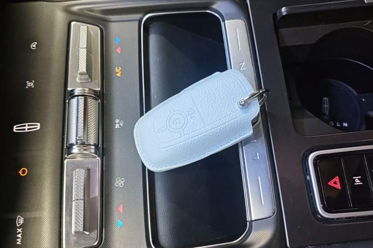 Used Lincoln Z 2022 iXiang Luxury Edition Interior 1