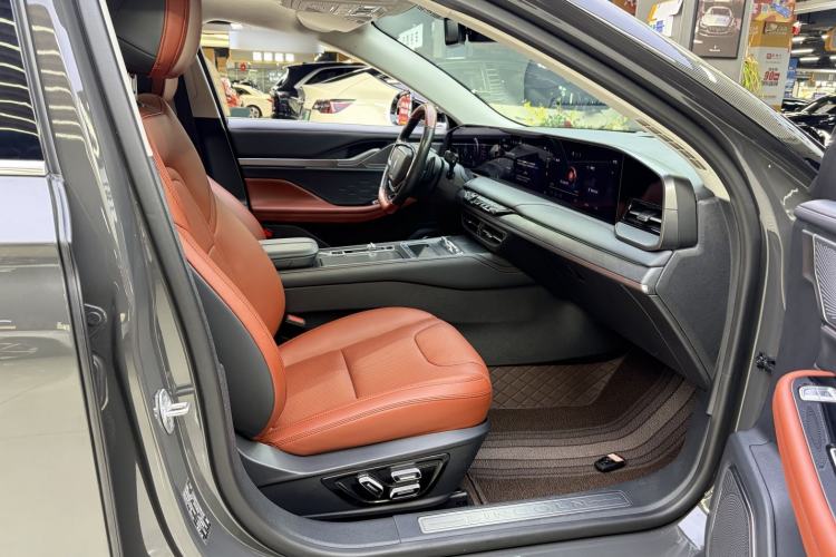 Used Lincoln Z 2022 iXiang Deluxe Edition Interior 10