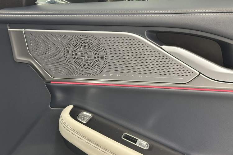Used Lincoln Z 2022 iKoo Luxury Edition Interior 14