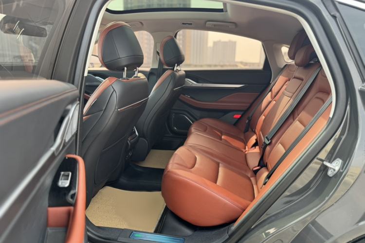 Used Lincoln Z 2022 iXiang Deluxe Edition Interior 3