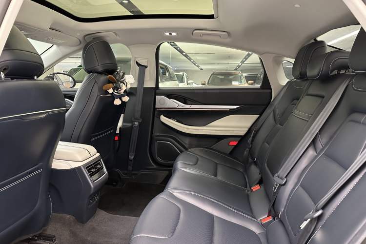 Used Lincoln Z 2022 iKoo Luxury Edition Interior 5