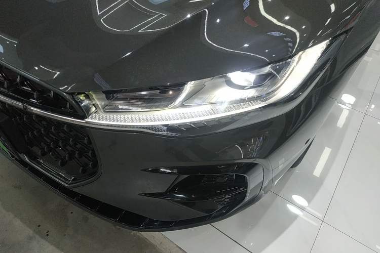 Used Lincoln Z 2022 Facelift iCool Luxury Edition Left Front Headlight