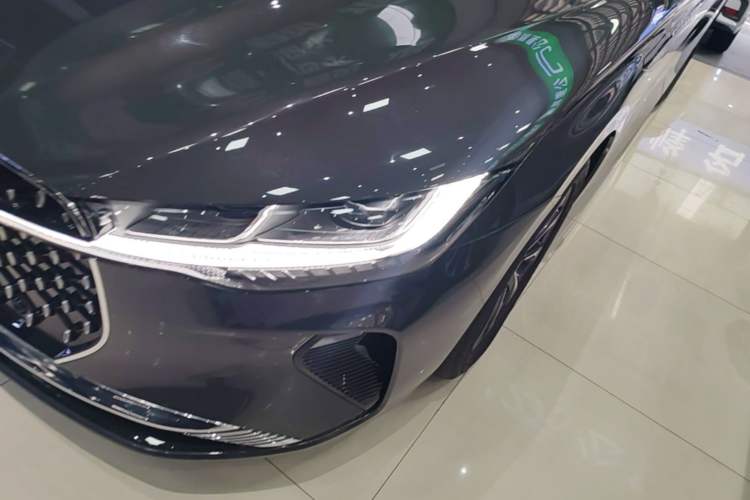 Used Lincoln Z 2022 iXiang Luxury Edition Left Front Headlight