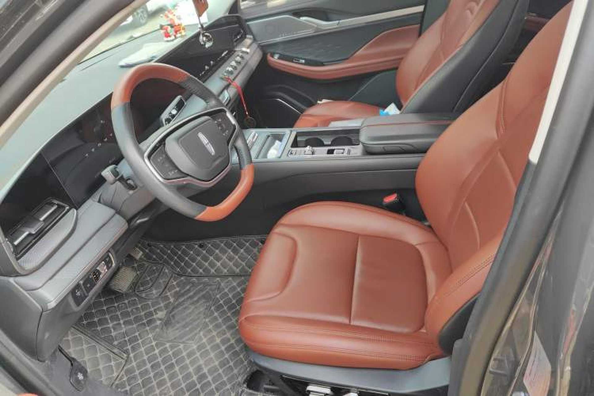 Used Lincoln Z 2022 iXiang Luxury Edition Left Front Seat