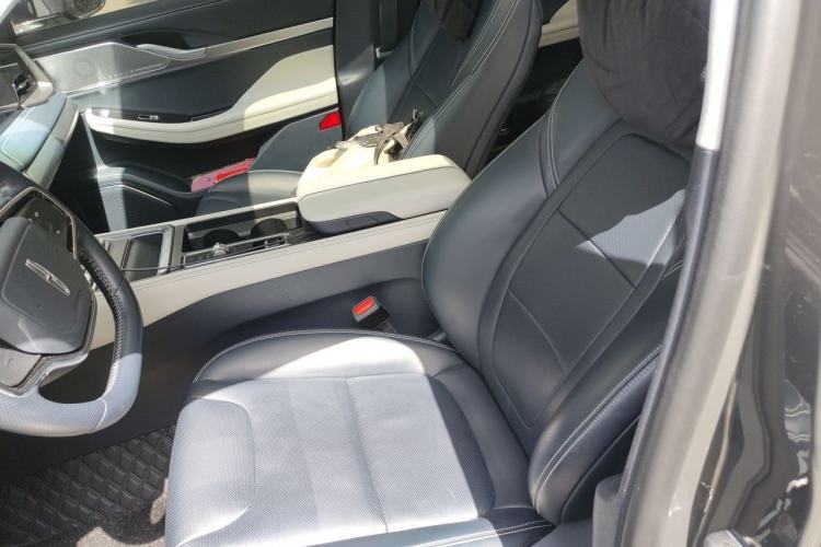 Used Lincoln Z 2022 iKoo Luxury Edition Left Front Seat