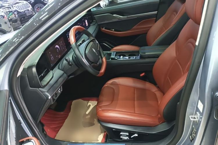 Used Lincoln Z 2022 iXiang Luxury Edition Left Front Seat