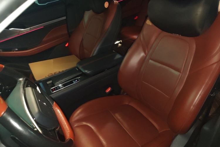 Used Lincoln Z 2022 iXiang Luxury Edition Left Front Seat