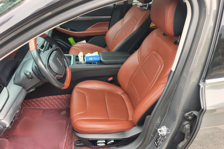 Used Lincoln Z 2022 iXiang Luxury Edition Left Front Seat