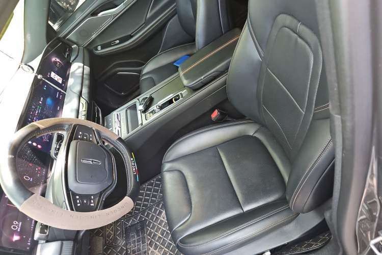 Used Lincoln Z 2022 iKoo Luxury Edition Left Front Seat