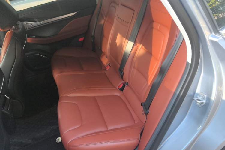 Used Lincoln Z 2022 iXiang Luxury Edition Left Rear Seat