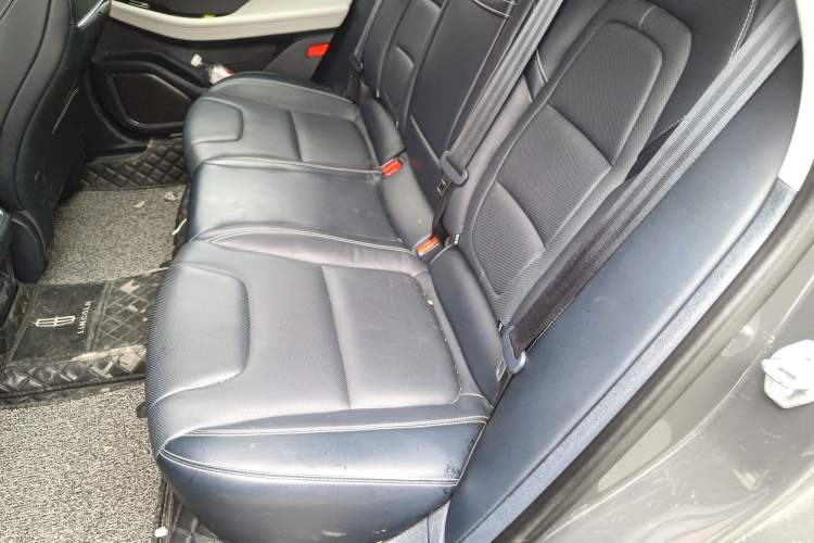 Used Lincoln Z 2022 iKoo Luxury Edition Left Rear Seat