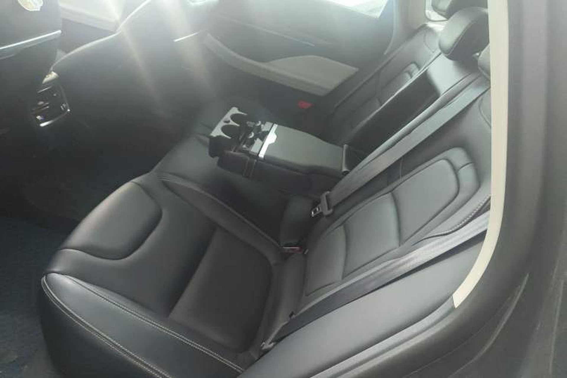 Used Lincoln Z 2022 Facelift iCool Luxury Edition Left Rear Seat