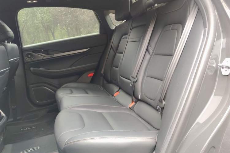 Used Lincoln Z 2022 iKoo Luxury Edition Left Rear Seat