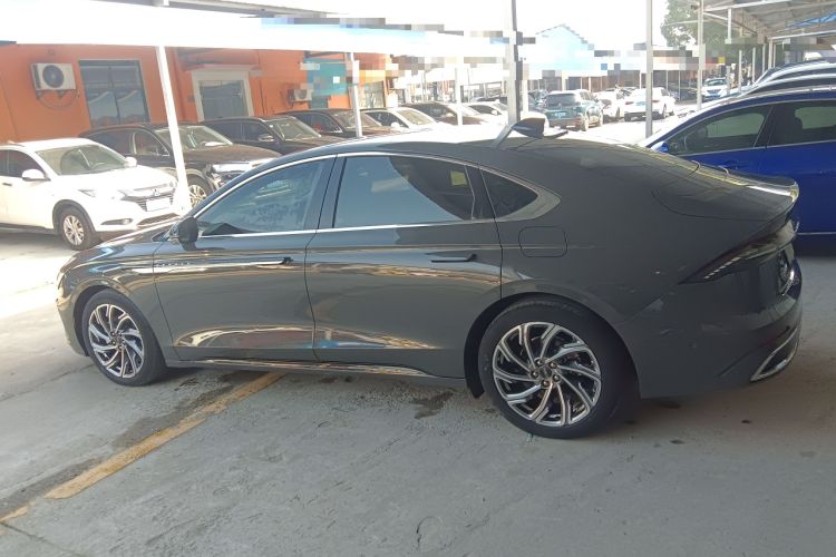 Used Lincoln Z 2022 iEnjoy Luxury Edition Left Side