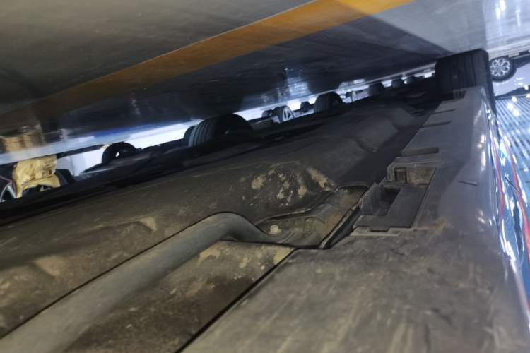 Used Lincoln Z 2022 iKoo Luxury Edition Left Side Sill