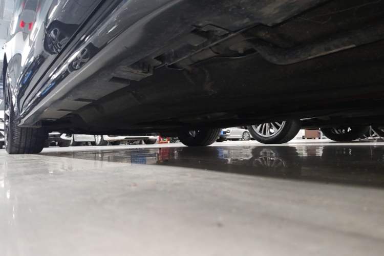 Used Lincoln Z 2022 Facelift iCool Luxury Edition Left Side Sill