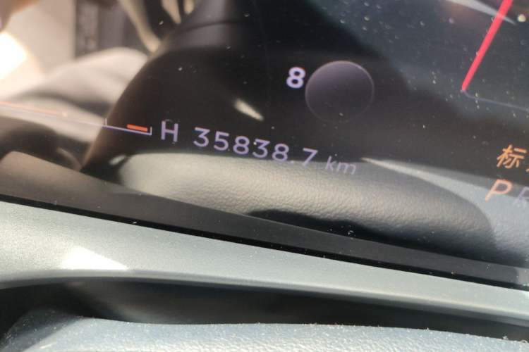 Used Lincoln Z 2022 iKoo Luxury Edition Odometer Close Up