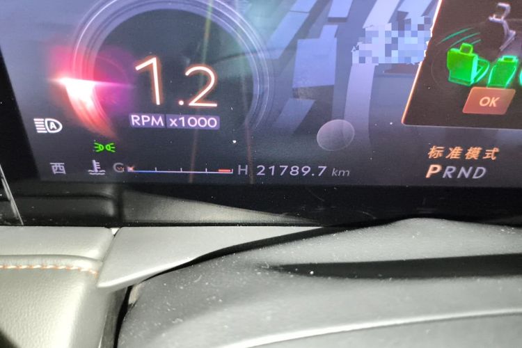 Used Lincoln Z 2022 iXiang Zunyi Edition Odometer Close Up