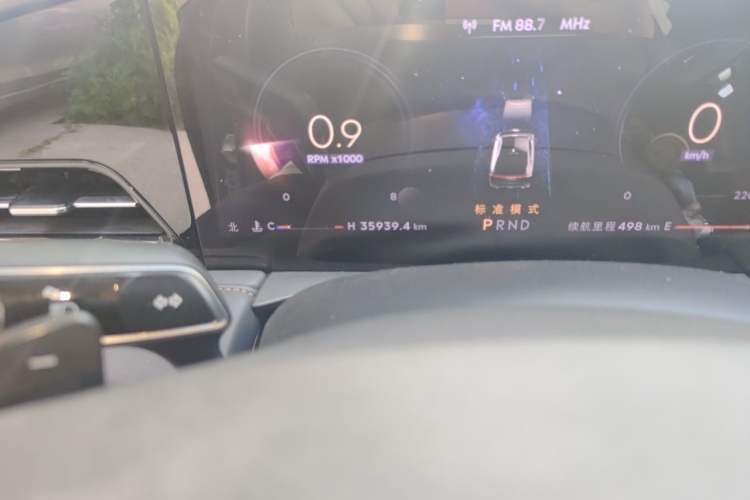 Used Lincoln Z 2022 iEnjoy Luxury Edition Odometer Close Up