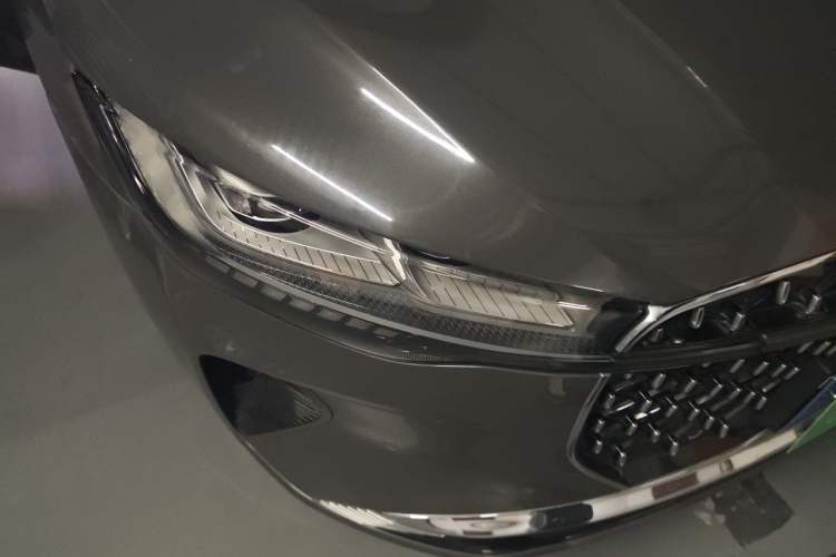 Used Lincoln Z 2022 iXiang Luxury Edition Right Front Headlight