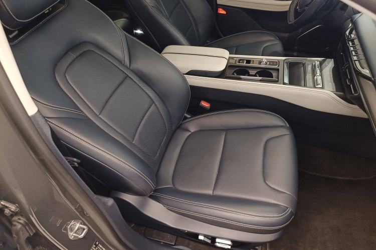 Used Lincoln Z 2022 iKoo Luxury Edition Right Front Seat